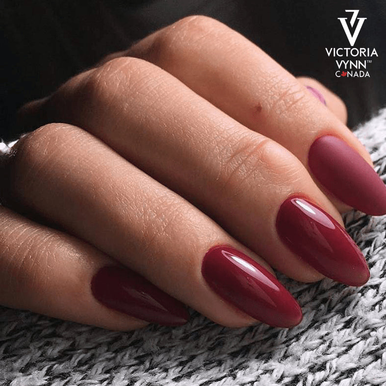 Salon Gel polish n° 030 Berry Wine