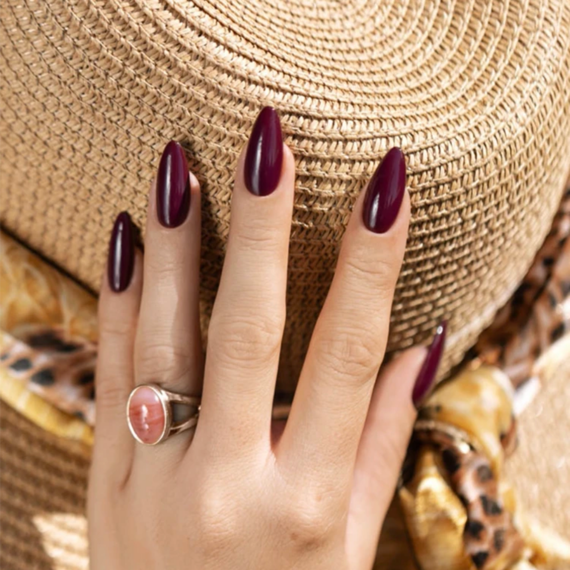Vernis Gel Pure Creamy No. 236 – Cherry Tour | Victoria Vynn