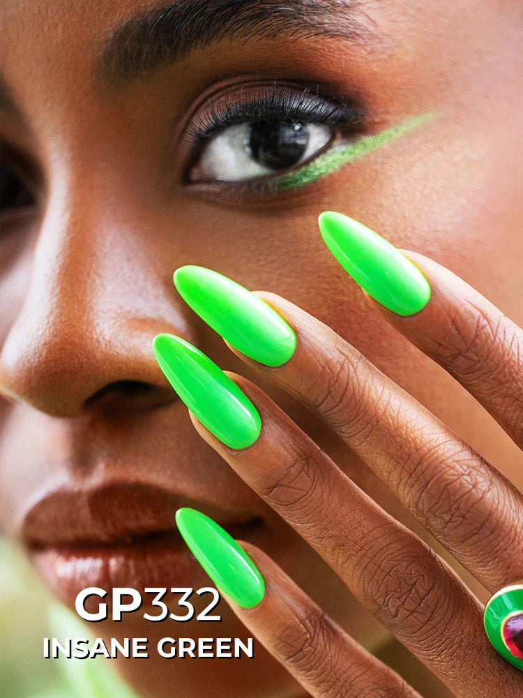 Victoria VYNN vernis Gel Polish No. 332 Insane Green