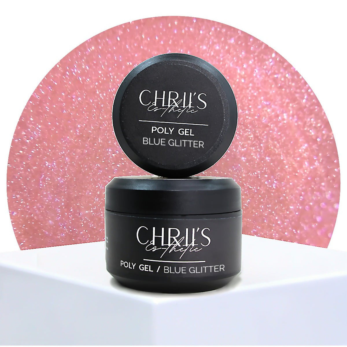 Pot de polygel Blue Glitter CHRIIS‑ESTHETIC devant un aperçu rose scintillant de la teinte.