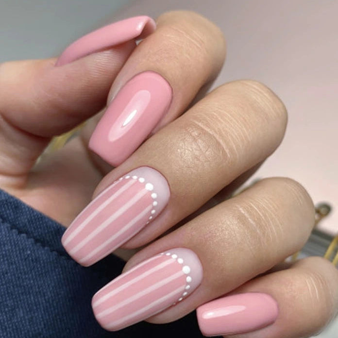 Vernis Gel No. 011 – Gentle Pink | Victoria Vynn