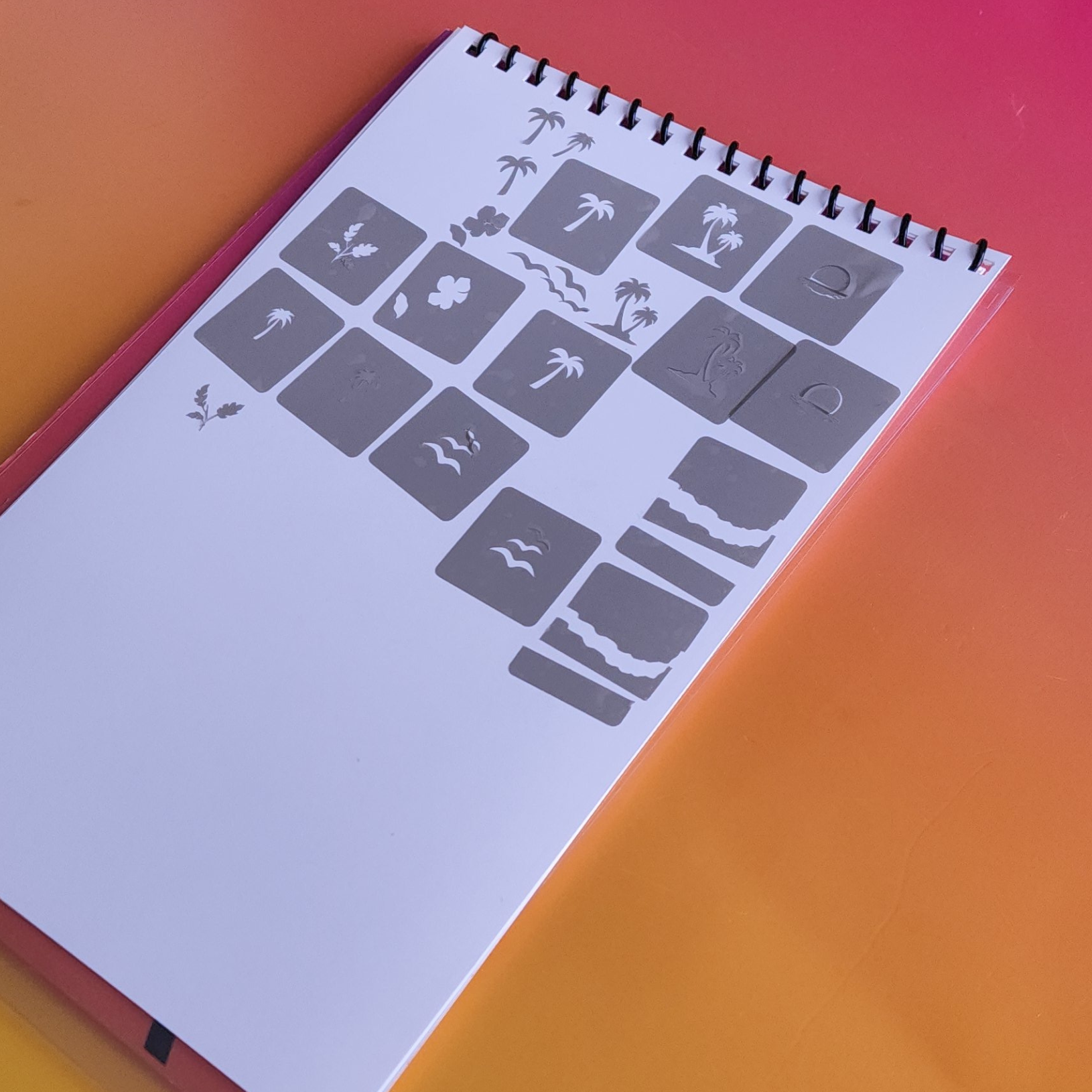 Cahier de rangement pour stencils réutilisables – Airbrush  & nail art