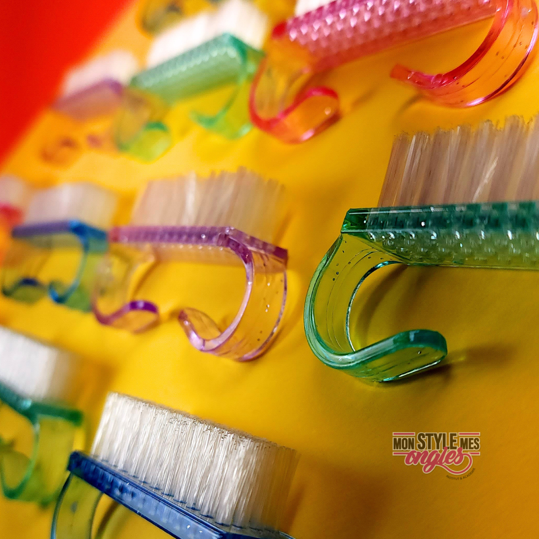Brosse à ongles – Nettoyage &finition professionnelle
