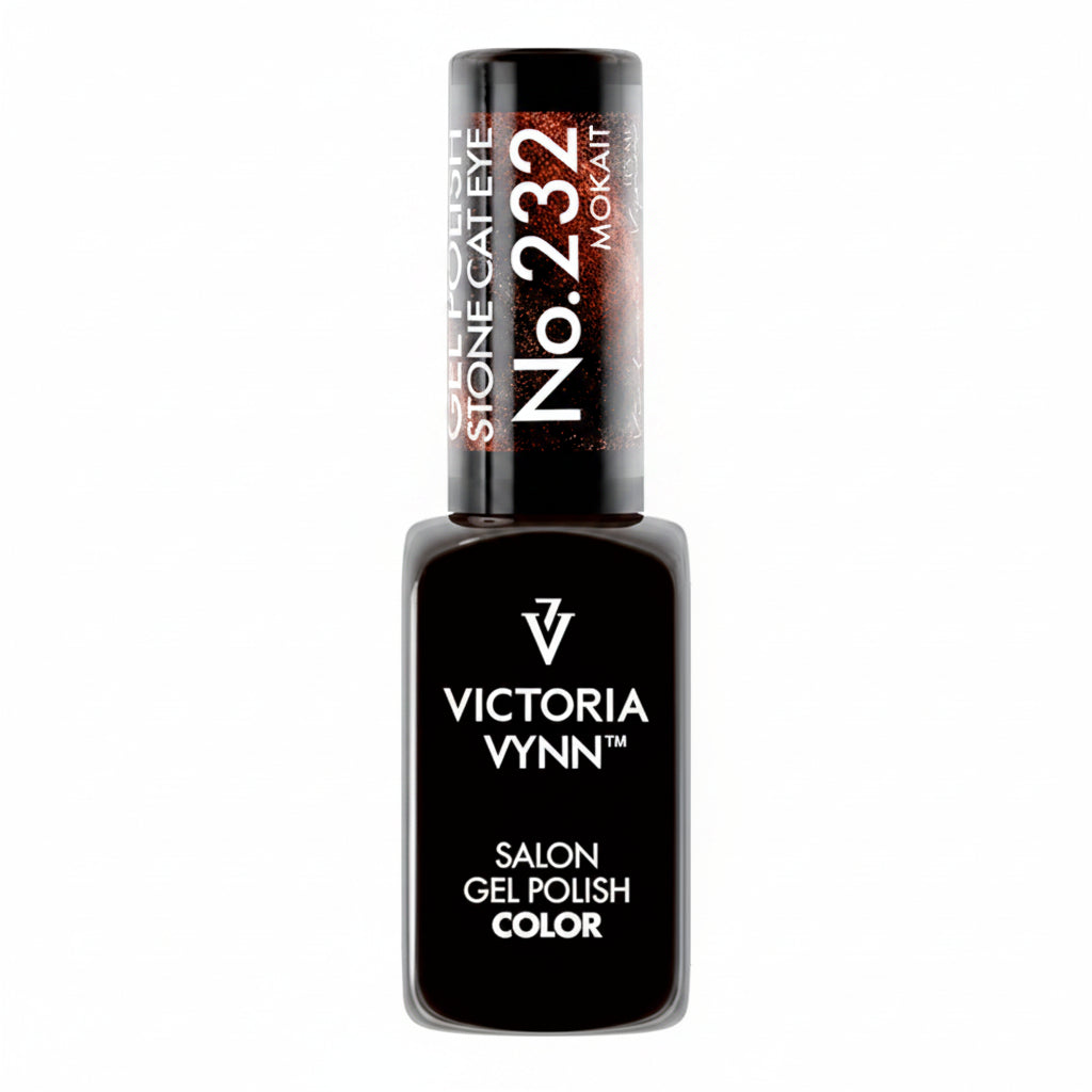 Vernis gel 232 cat eyes rouge, Victoria Vynn – résultat sur ongle | Mon Style Mes Ongles Canada
