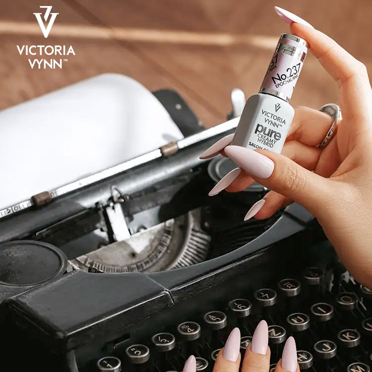 Vernis Gel Pure Creamy No. 237 – Epochal Pink | Victoria Vynn